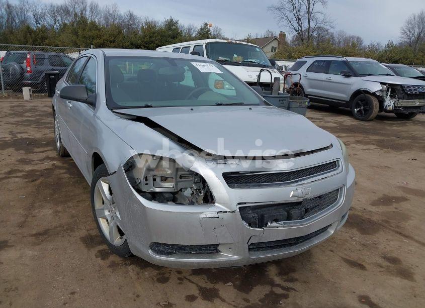 Photo 6 of 2010 Chevrolet Malibu LS (VIN 1G1ZB5EB1A4144264)