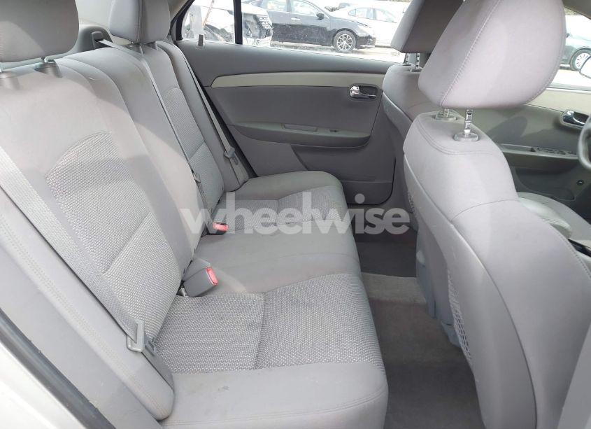 Photo 8 of 2010 Chevrolet Malibu LS (VIN 1G1ZB5EB1A4144264)