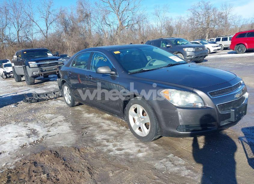 2010 Chevrolet Malibu LS (VIN 1G1ZB5EB1AF266160) main photo