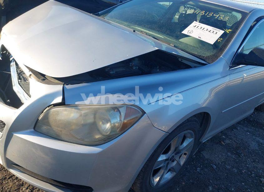 Photo 13 of 2010 Chevrolet Malibu LS (VIN 1G1ZB5EB2A4138523)