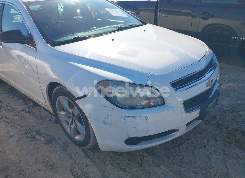 Photo 6 of 2010 Chevrolet Malibu LS (VIN 1G1ZB5EB2AF214763)