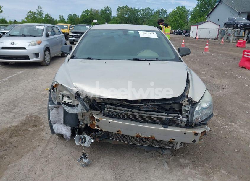 Photo 13 of 2010 Chevrolet Malibu LS (VIN 1G1ZB5EB2AF279516)
