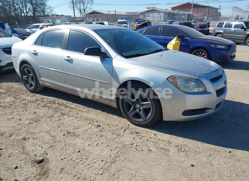 2010 Chevrolet Malibu LS (VIN 1G1ZB5EB2AF315687) main photo