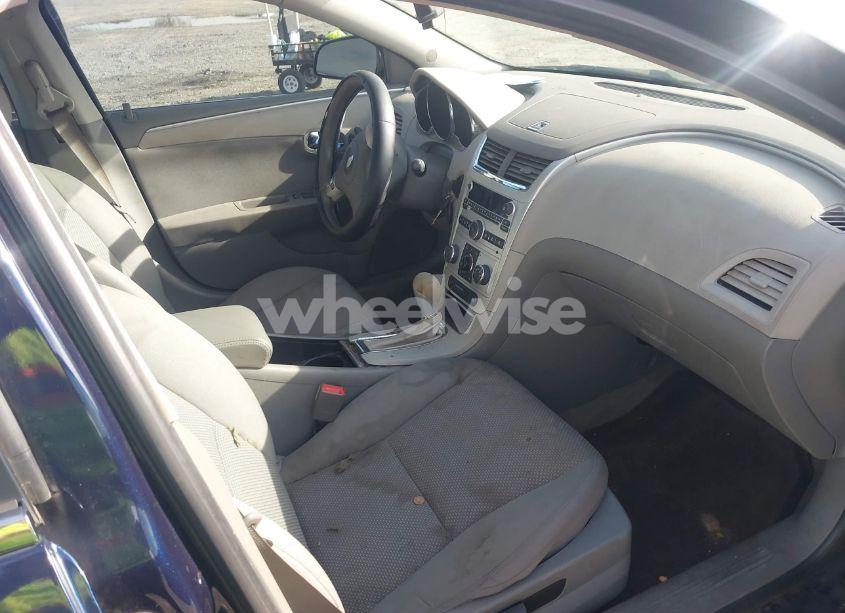 Photo 5 of 2010 Chevrolet Malibu LS (VIN 1G1ZB5EB3AF110749)