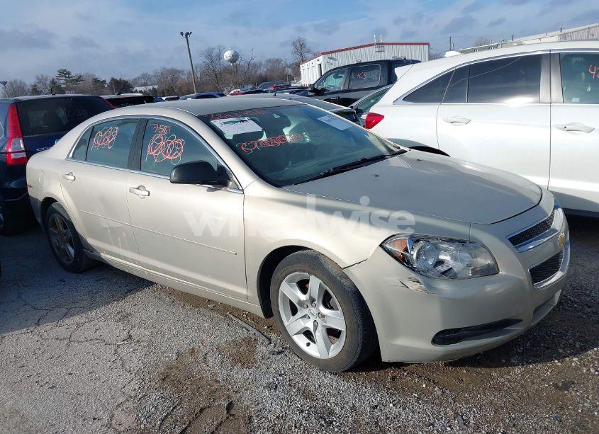 2010 Chevrolet Malibu LS (VIN 1G1ZB5EB3AF279492) main photo