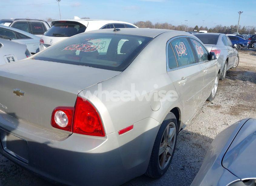 Photo 4 of 2010 Chevrolet Malibu LS (VIN 1G1ZB5EB3AF279492)
