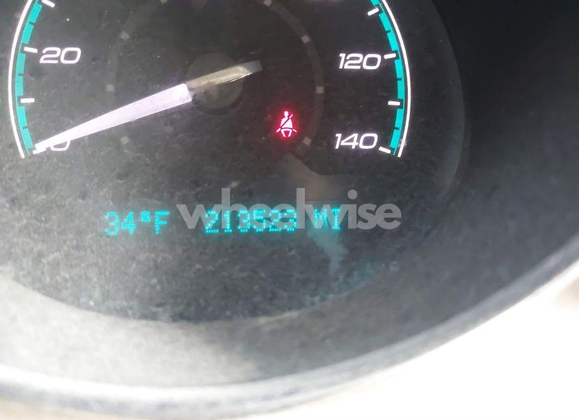 Photo 7 of 2010 Chevrolet Malibu LS (VIN 1G1ZB5EB3AF279492)