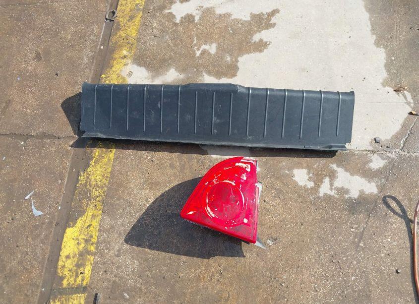 Photo 12 of 2010 Chevrolet Malibu LS (VIN 1G1ZB5EB4A4146901)