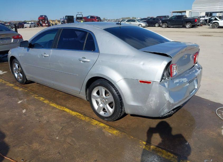 Photo 3 of 2010 Chevrolet Malibu LS (VIN 1G1ZB5EB4A4146901)