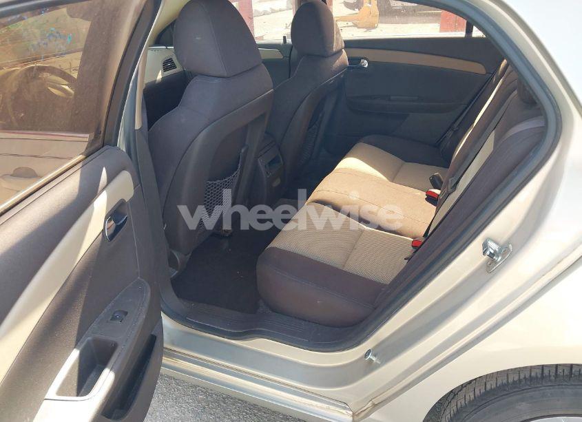 Photo 12 of 2010 Chevrolet Malibu LS (VIN 1G1ZB5EB4AF104071)