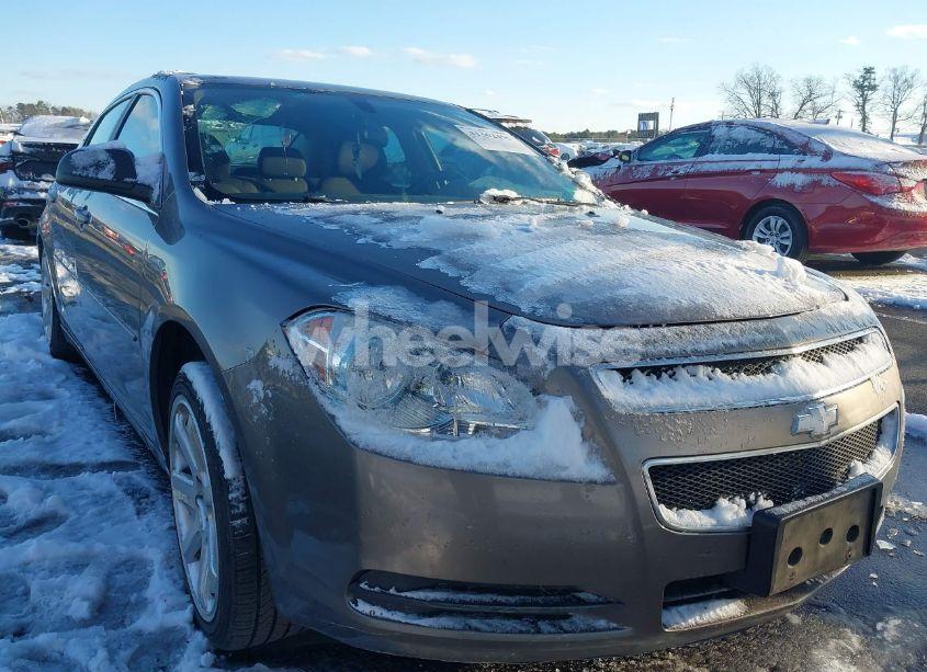 2010 Chevrolet Malibu LS (VIN 1G1ZB5EB4AF235744) main photo
