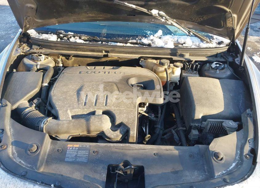 Photo 10 of 2010 Chevrolet Malibu LS (VIN 1G1ZB5EB4AF235744)