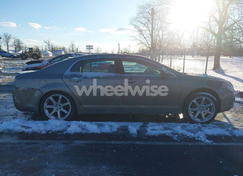 Photo 13 of 2010 Chevrolet Malibu LS (VIN 1G1ZB5EB4AF235744)