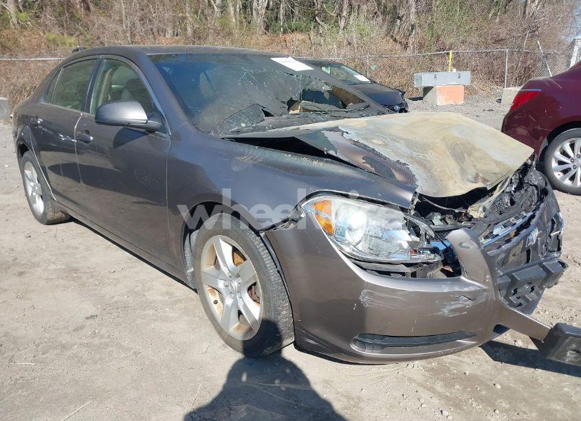 2010 Chevrolet Malibu LS (VIN 1G1ZB5EB5AF136723) main photo