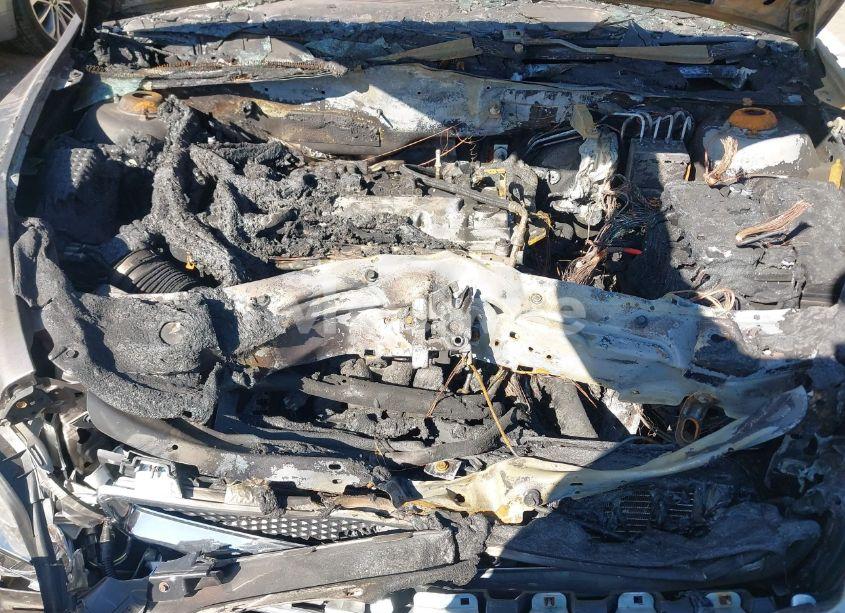 Photo 10 of 2010 Chevrolet Malibu LS (VIN 1G1ZB5EB5AF136723)