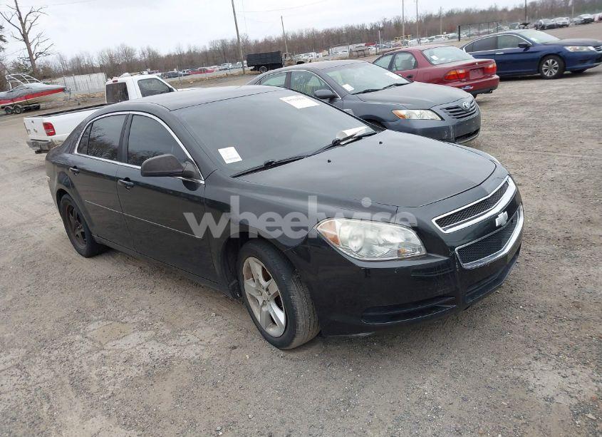 2010 Chevrolet Malibu LS (VIN 1G1ZB5EB6AF207847) main photo