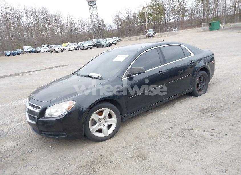 Photo 2 of 2010 Chevrolet Malibu LS (VIN 1G1ZB5EB6AF207847)