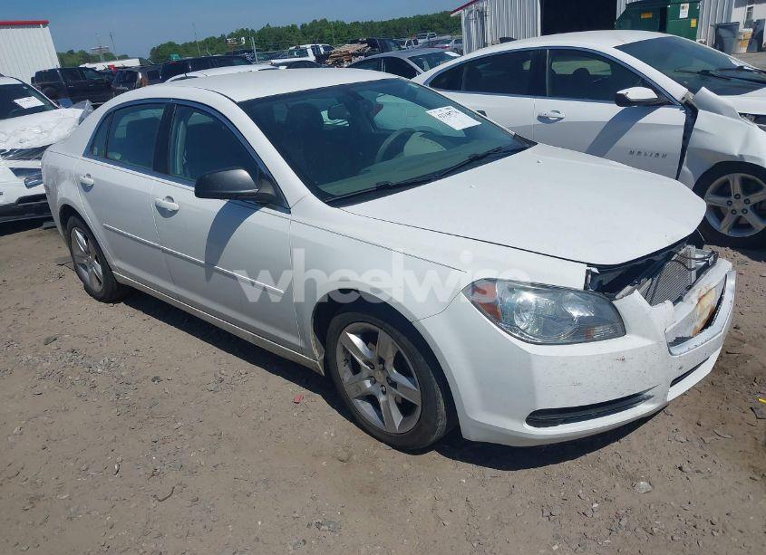 2010 Chevrolet Malibu LS (VIN 1G1ZB5EB6AF261679) main photo