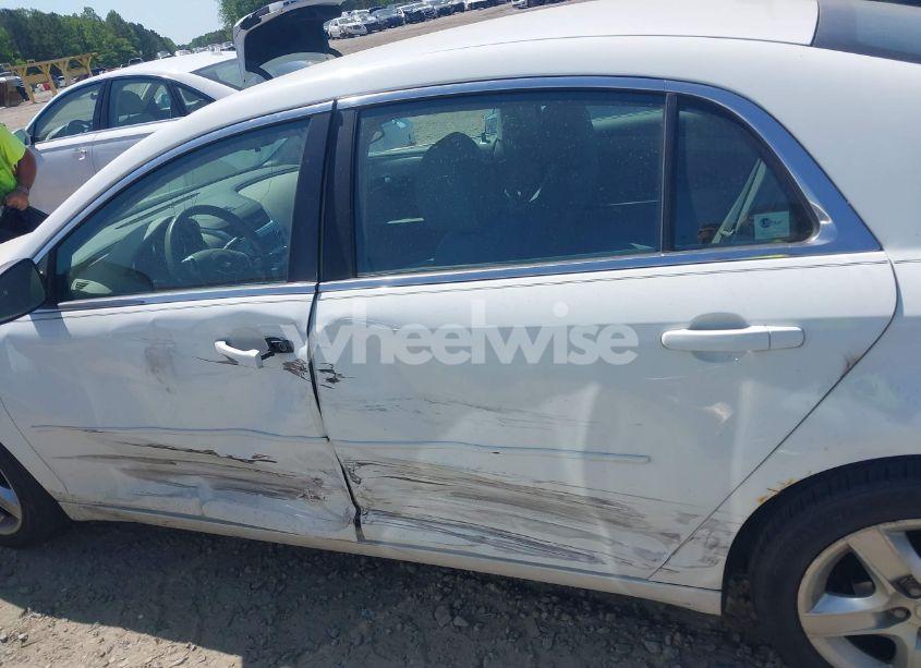 Photo 14 of 2010 Chevrolet Malibu LS (VIN 1G1ZB5EB6AF261679)