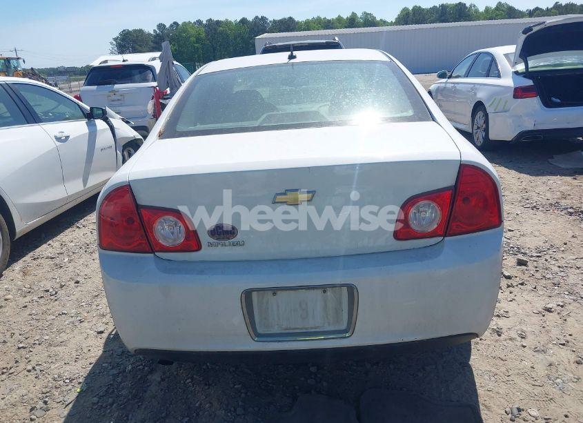 Photo 16 of 2010 Chevrolet Malibu LS (VIN 1G1ZB5EB6AF261679)