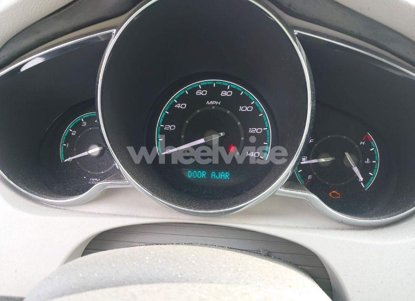 Photo 7 of 2010 Chevrolet Malibu LS (VIN 1G1ZB5EB6AF268972)