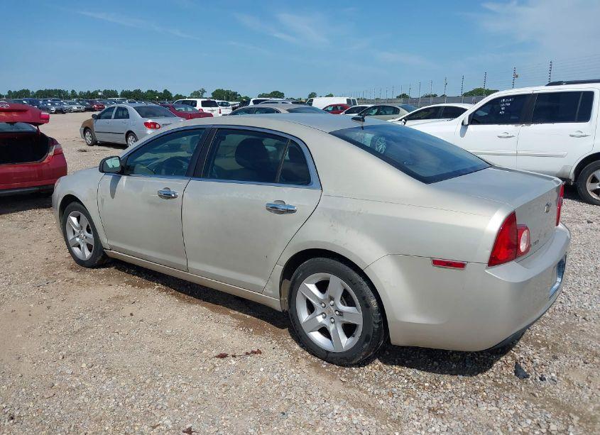Photo 3 of 2010 Chevrolet Malibu LS (VIN 1G1ZB5EB6AF316499)