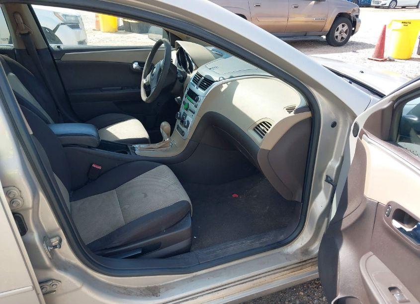 Photo 5 of 2010 Chevrolet Malibu LS (VIN 1G1ZB5EB6AF316499)