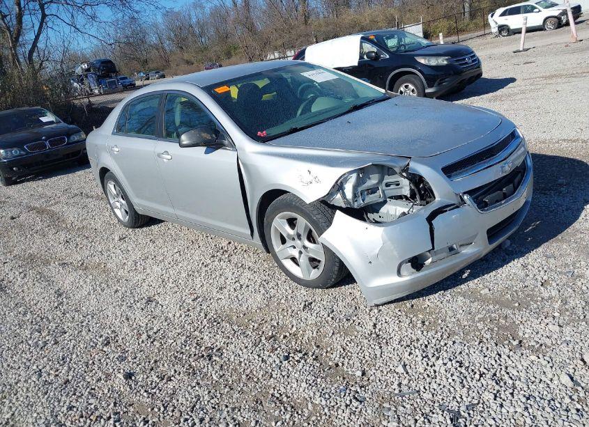 2010 Chevrolet Malibu LS (VIN 1G1ZB5EB7A4157309) main photo
