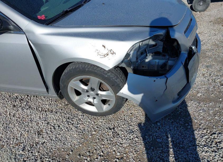 Photo 6 of 2010 Chevrolet Malibu LS (VIN 1G1ZB5EB7A4157309)