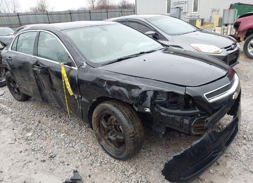 Photo 13 of 2010 Chevrolet Malibu LS (VIN 1G1ZB5EB7AF238864)