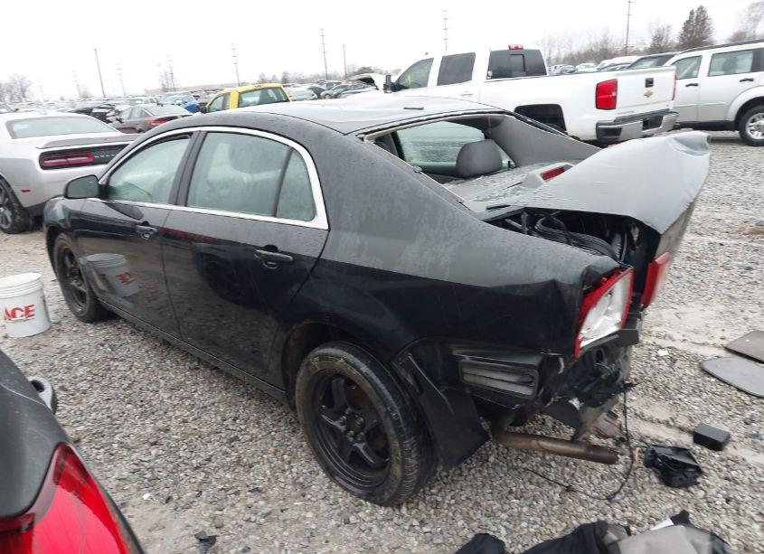 Photo 3 of 2010 Chevrolet Malibu LS (VIN 1G1ZB5EB7AF238864)