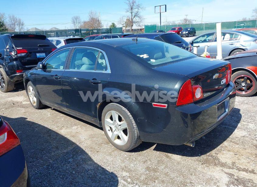 Photo 3 of 2010 Chevrolet Malibu LS (VIN 1G1ZB5EB7AF307682)