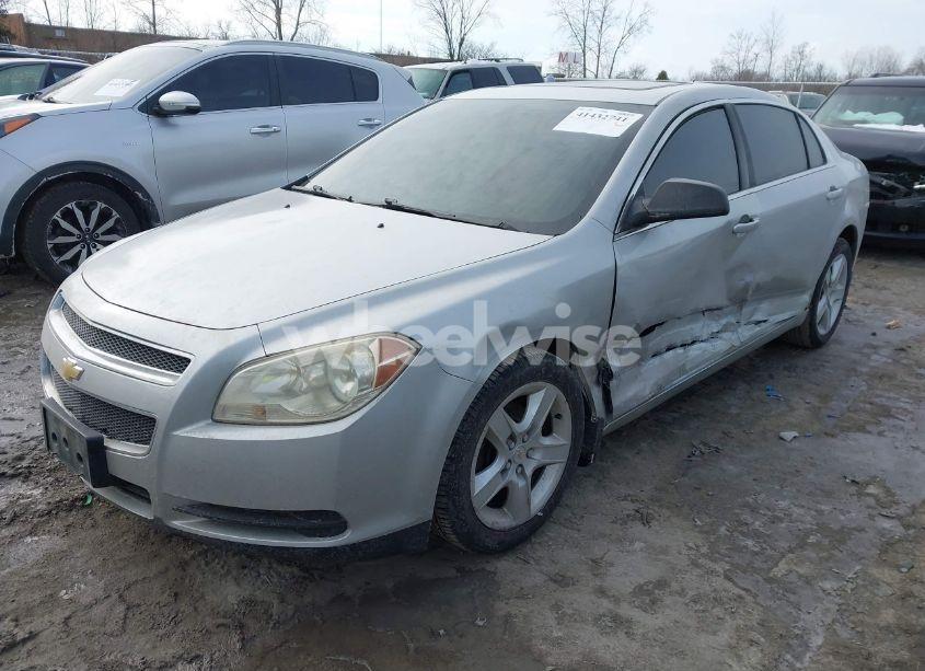Photo 2 of 2010 Chevrolet Malibu LS (VIN 1G1ZB5EB7AF316298)