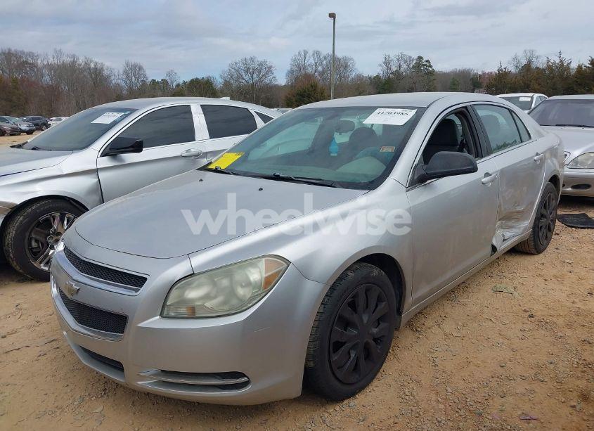 Photo 14 of 2010 Chevrolet Malibu LS (VIN 1G1ZB5EB8A4142043)