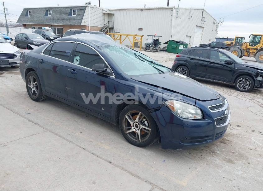 2010 Chevrolet Malibu LS (VIN 1G1ZB5EB8AF181333) main photo