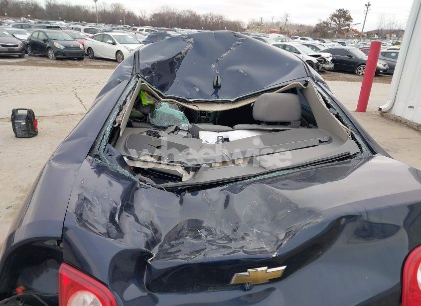 Photo 6 of 2010 Chevrolet Malibu LS (VIN 1G1ZB5EB8AF181333)