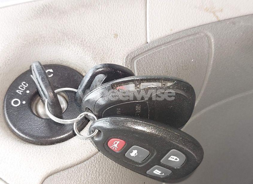 Photo 11 of 2010 Chevrolet Malibu LS (VIN 1G1ZB5EB8AF228988)