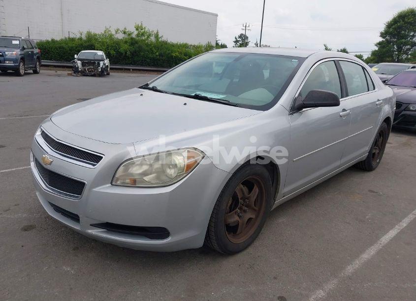 Photo 2 of 2010 Chevrolet Malibu LS (VIN 1G1ZB5EB8AF228988)