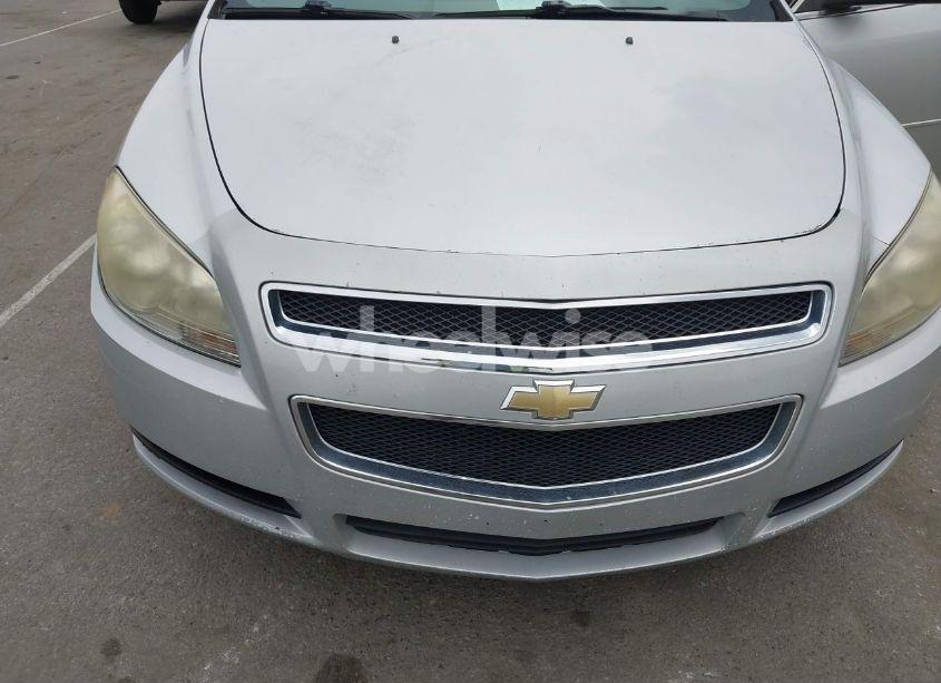 Photo 6 of 2010 Chevrolet Malibu LS (VIN 1G1ZB5EB8AF228988)