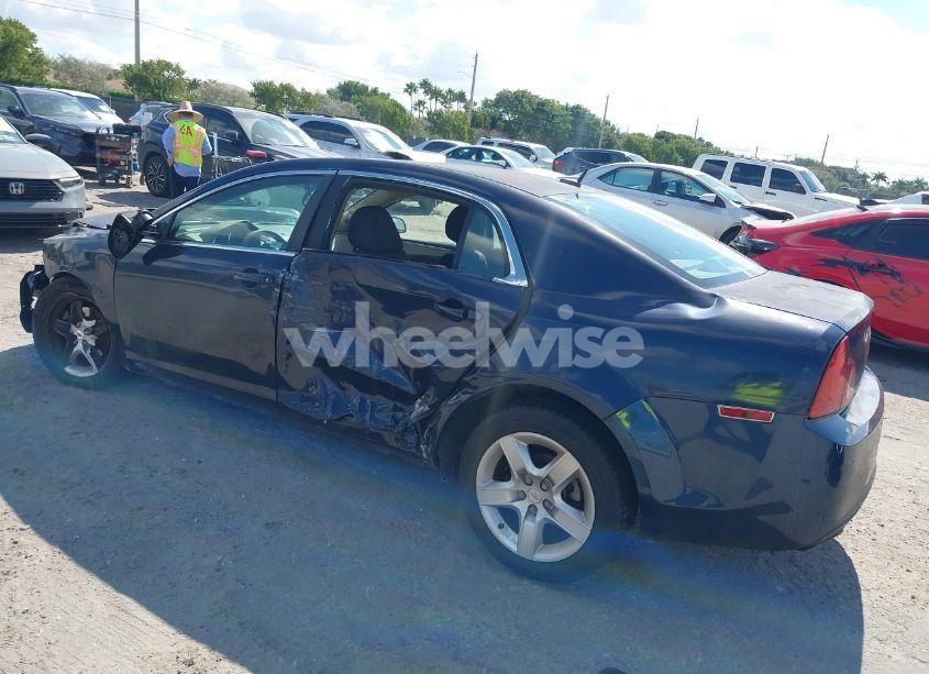 Photo 3 of 2010 Chevrolet Malibu LS (VIN 1G1ZB5EB8AF258105)