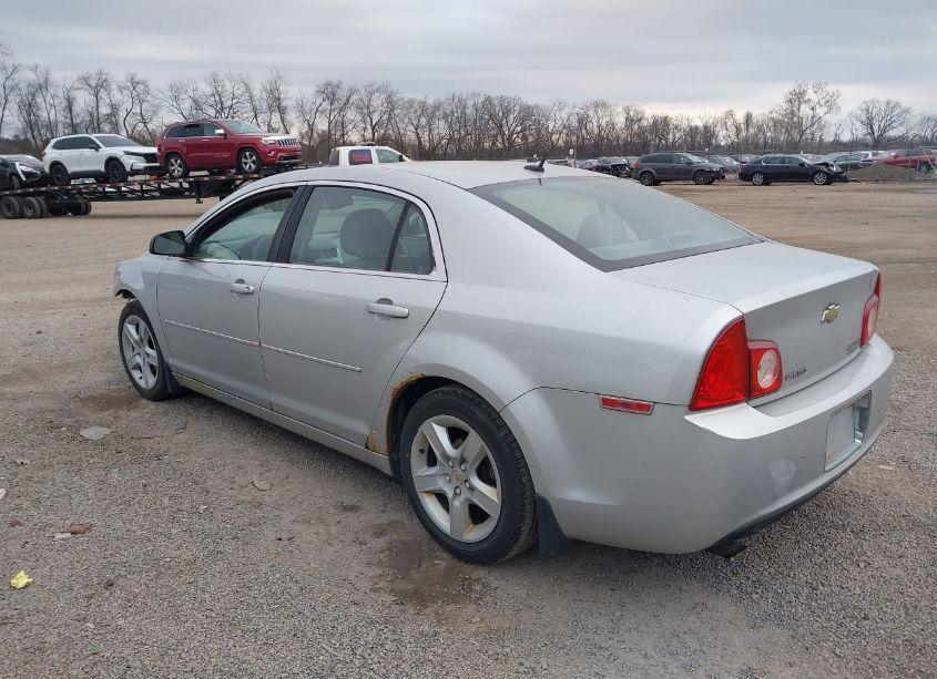 Photo 3 of 2010 Chevrolet Malibu LS (VIN 1G1ZB5EB8AF316049)