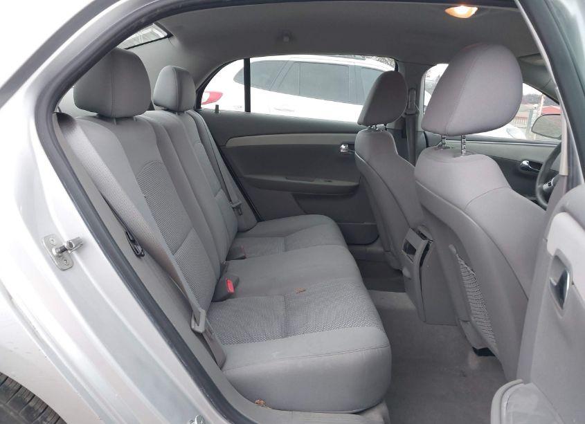 Photo 8 of 2010 Chevrolet Malibu LS (VIN 1G1ZB5EB8AF316049)