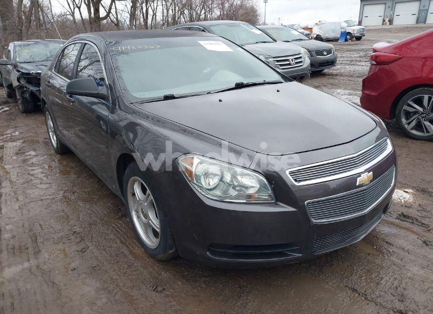 2010 Chevrolet Malibu LS (VIN 1G1ZB5EB9A4116227) main photo