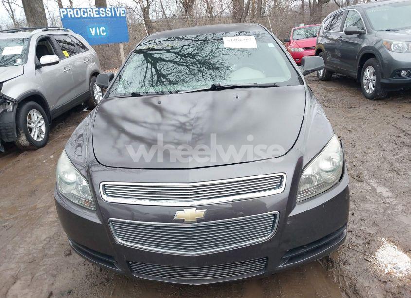 Photo 12 of 2010 Chevrolet Malibu LS (VIN 1G1ZB5EB9A4116227)
