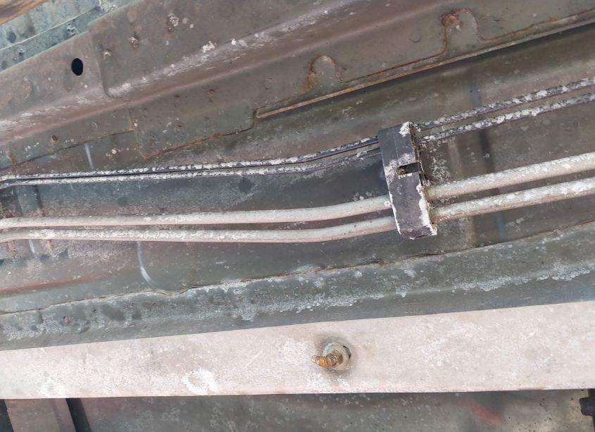 Photo 19 of 2010 Chevrolet Malibu LS (VIN 1G1ZB5EBXAF259269)