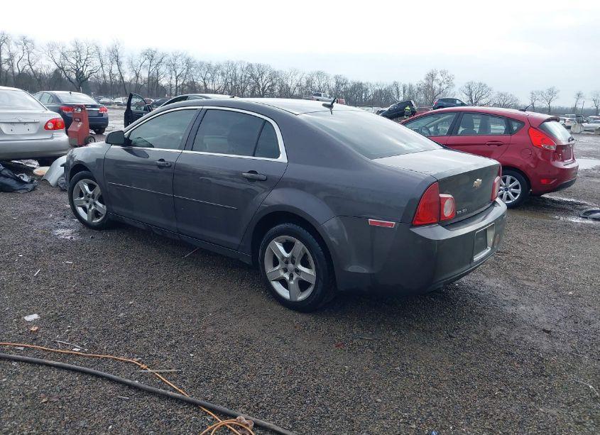 Photo 3 of 2010 Chevrolet Malibu LS (VIN 1G1ZB5EBXAF259269)