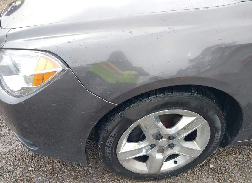 Photo 6 of 2010 Chevrolet Malibu LS (VIN 1G1ZB5EBXAF259269)