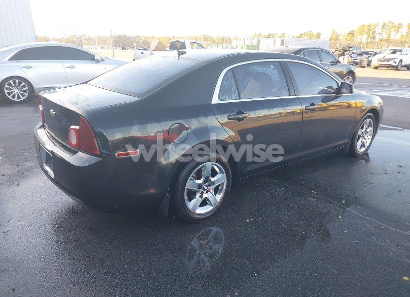 Photo 4 of 2010 Chevrolet Malibu LS (VIN 1G1ZB5EBXAF311175)