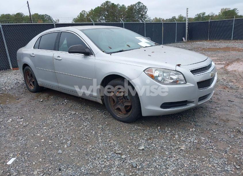 2010 Chevrolet Malibu LS (VIN 1G1ZB5EBXAF316098) main photo