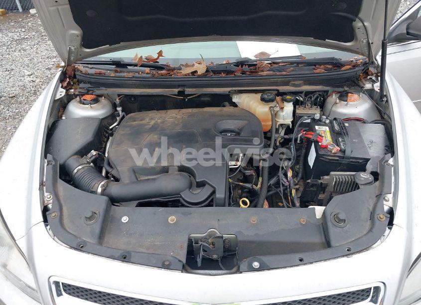 Photo 10 of 2010 Chevrolet Malibu LS (VIN 1G1ZB5EBXAF316098)